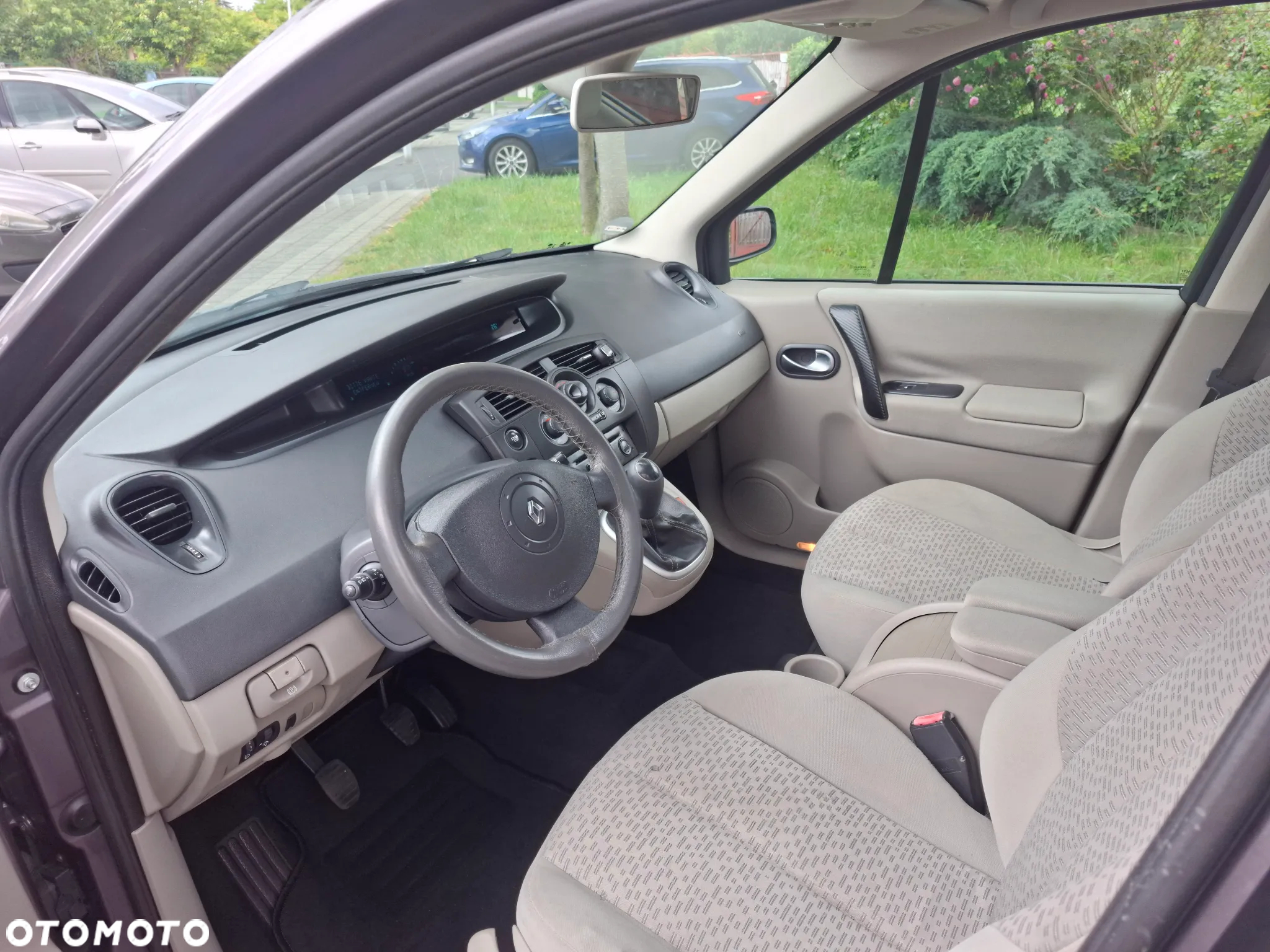 Renault Scenic - 15