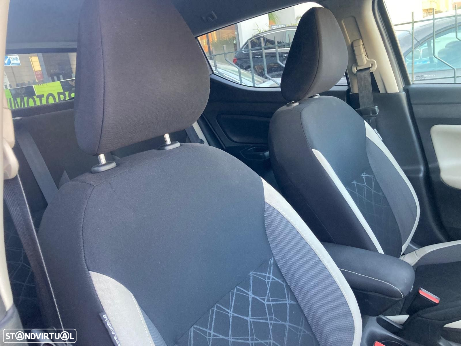 Nissan Micra 1.5 dCi N-Connecta S/S - 27