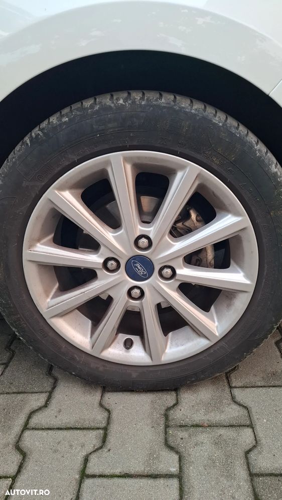 Ford Fiesta 1.0 EcoBoost Titanium - 37