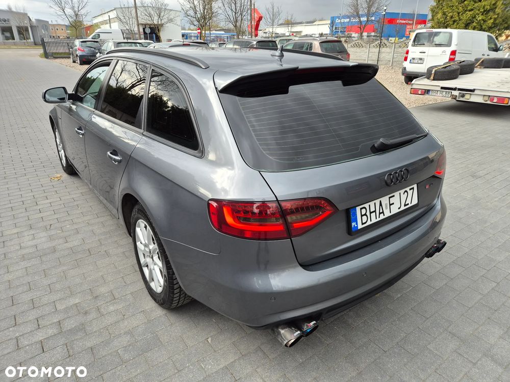 Audi A4 Avant - 4