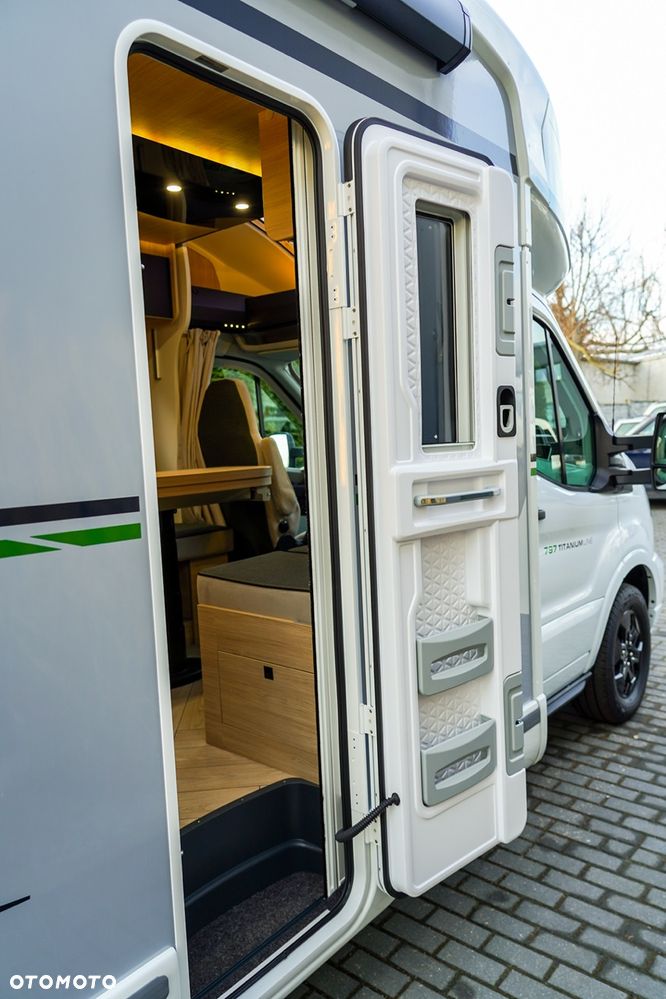 Ford Chausson 797 Titanium Line - 12