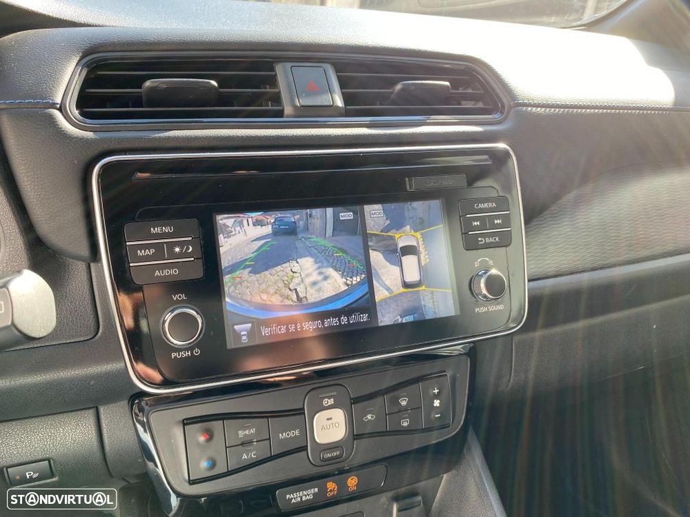 Nissan Leaf N-Connecta - 23