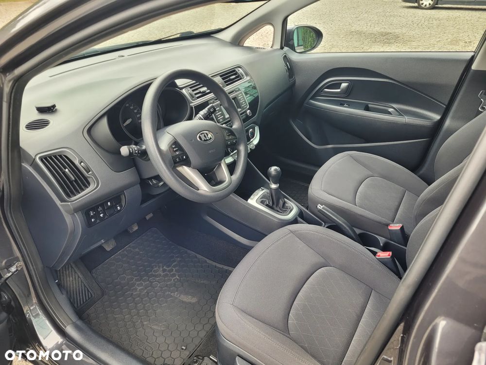 Kia Rio 1.2 M - 9