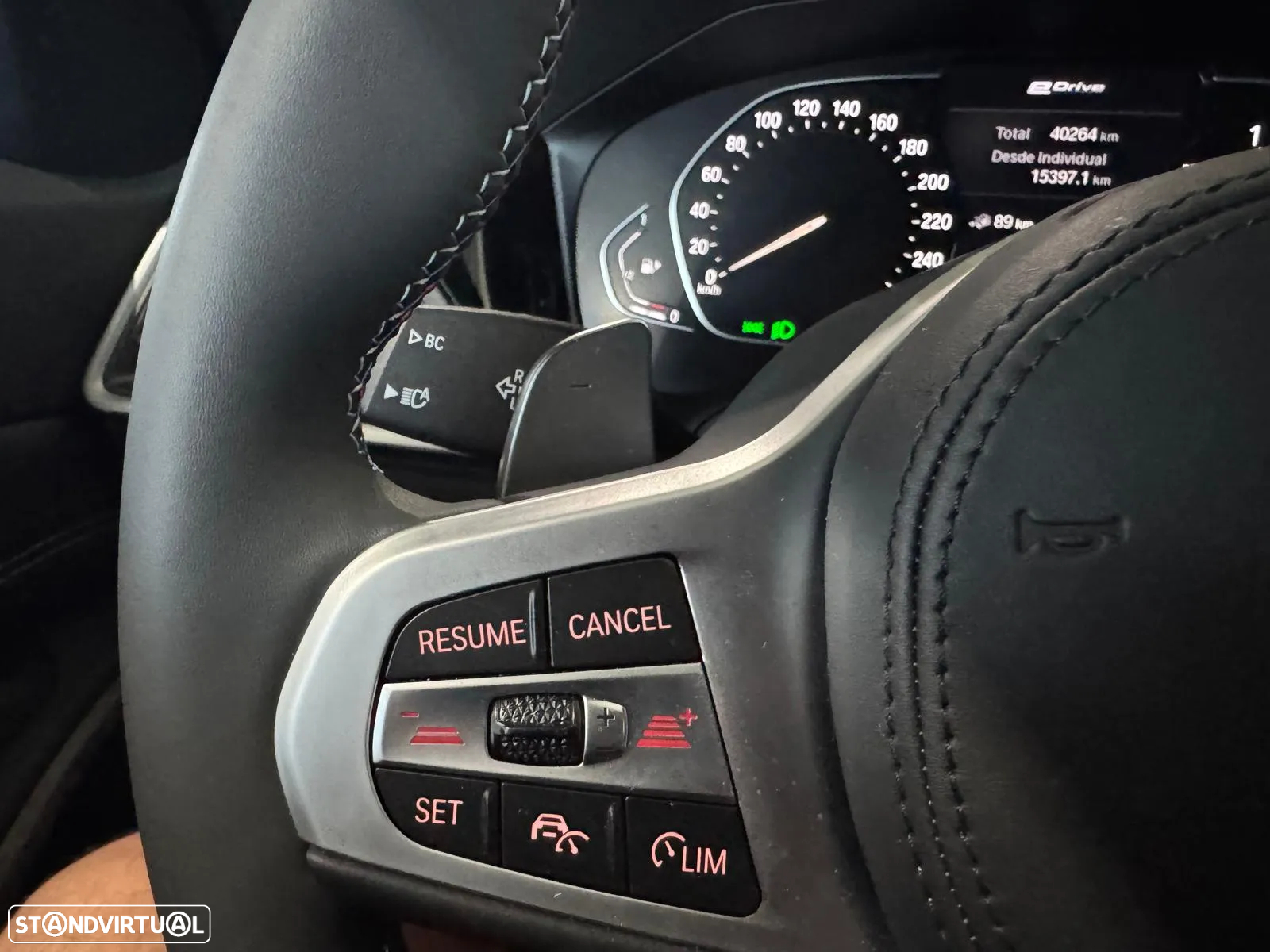 BMW 330 e Touring Pack M Auto - 32