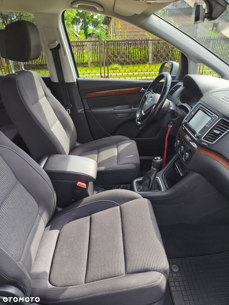 Volkswagen Sharan - 28