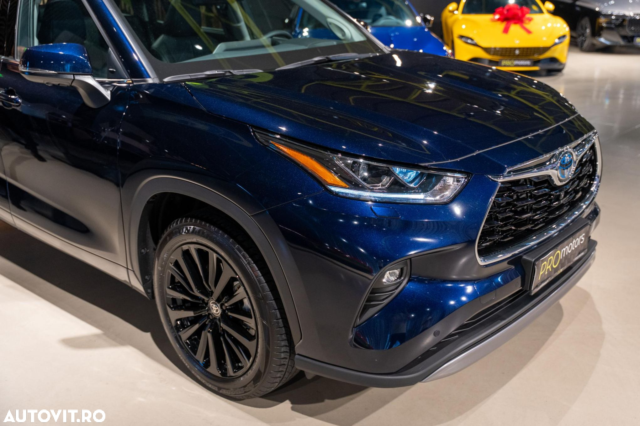 Toyota Highlander 2.5 L Hybrid Dynamic Force 248CP Luxury Metallic - 11