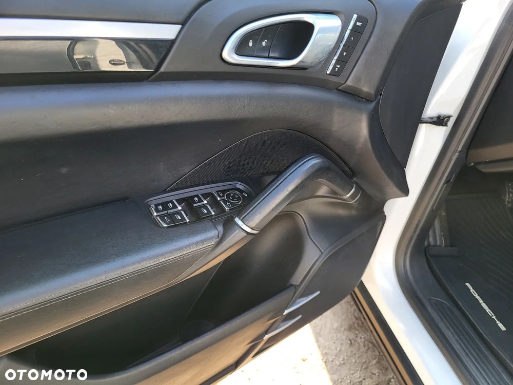 Porsche Cayenne Platinum Edition - 39