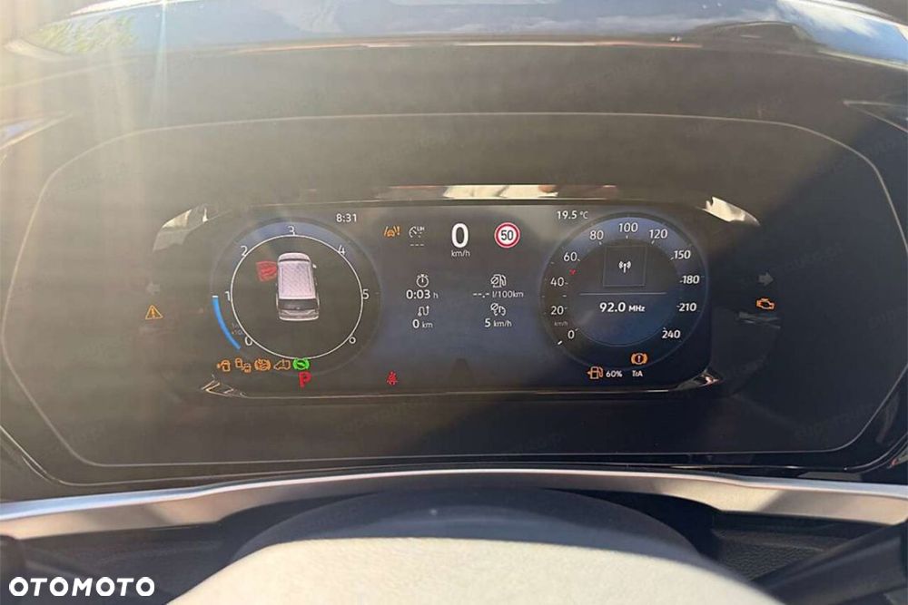 Ford Tourneo Connect - 10