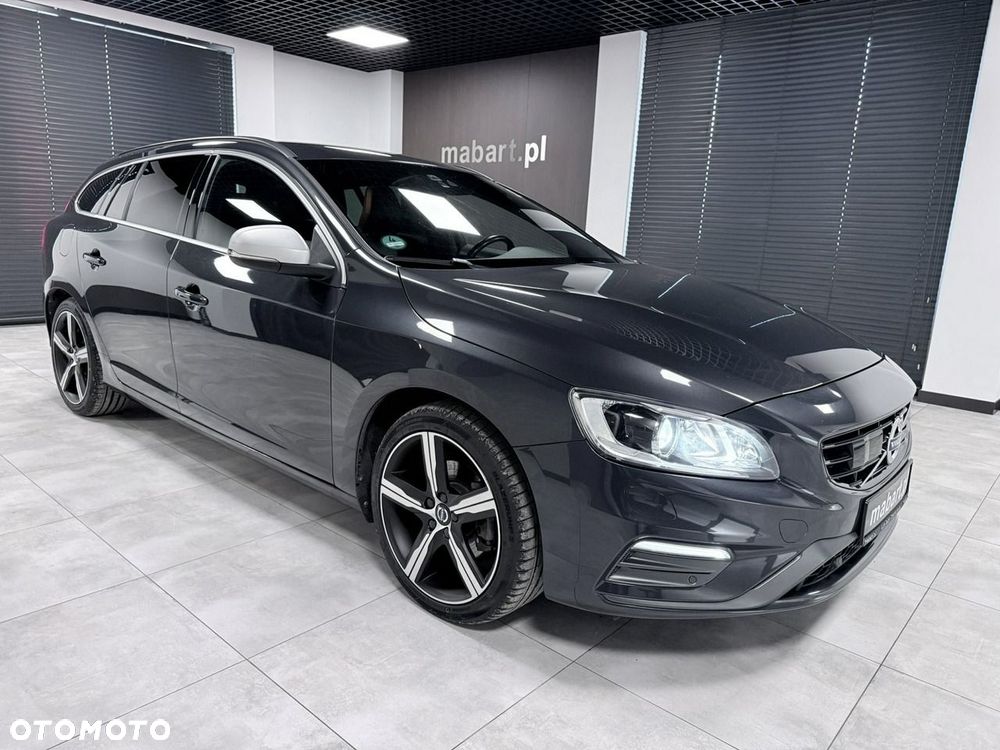 Volvo V60 D3 R-Design - 6