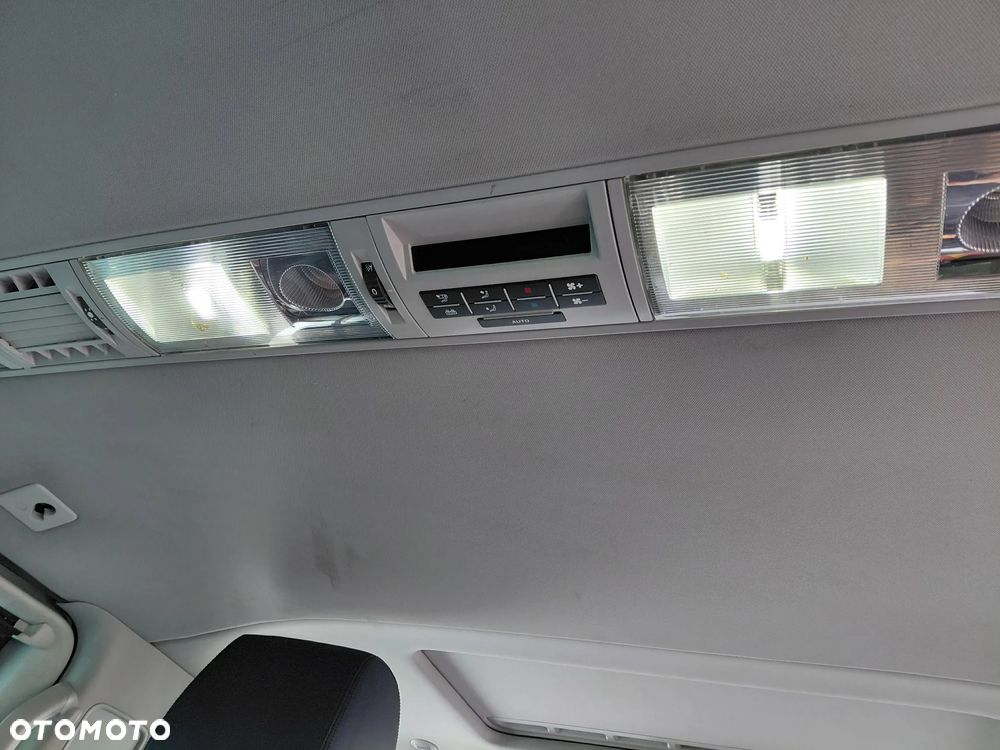 Volkswagen Multivan 2.0 BiTDI L1 Highline 4Motion DSG - 30