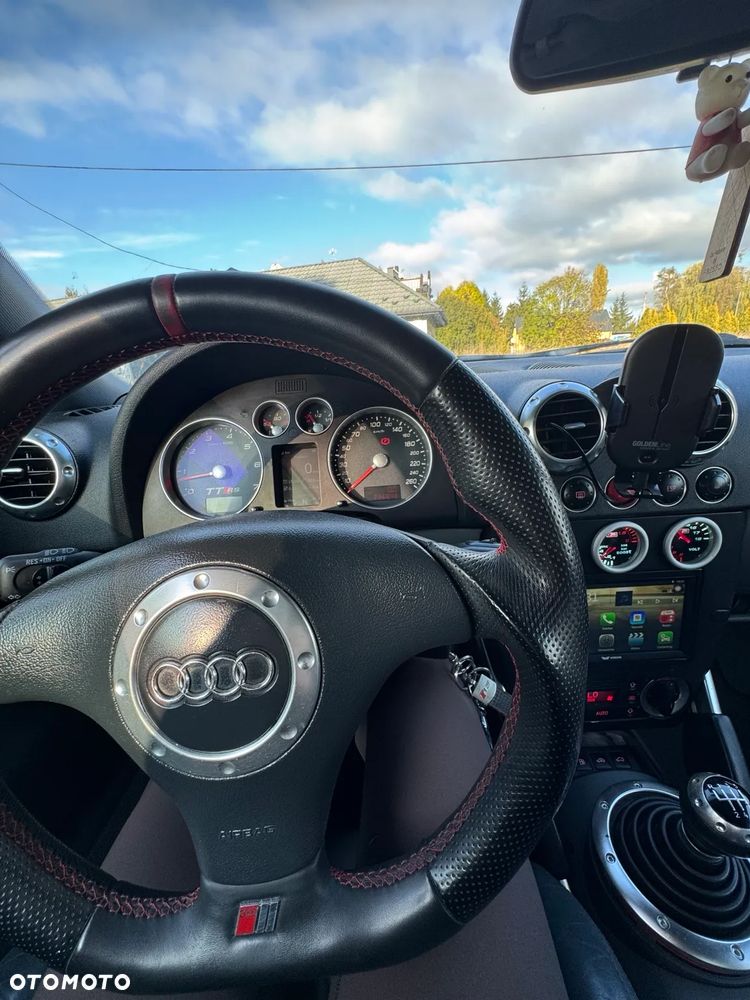 Audi TT Coupé 1.8T Quattro - 10
