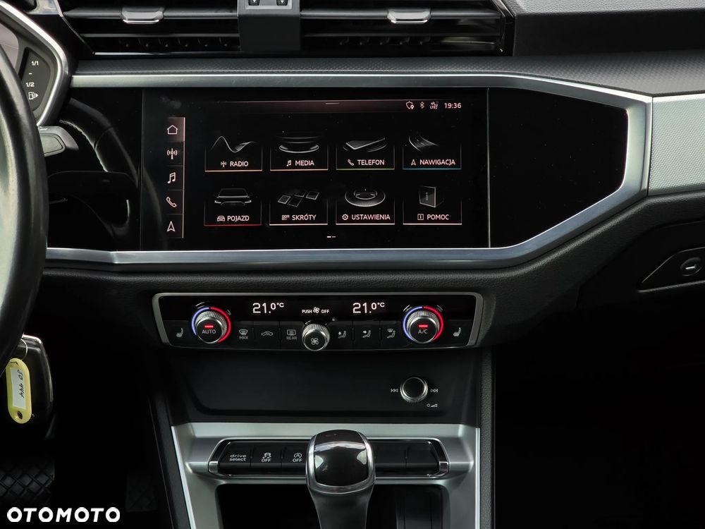 Audi Q3 40 TDI Quattro S Line S tronic - 28