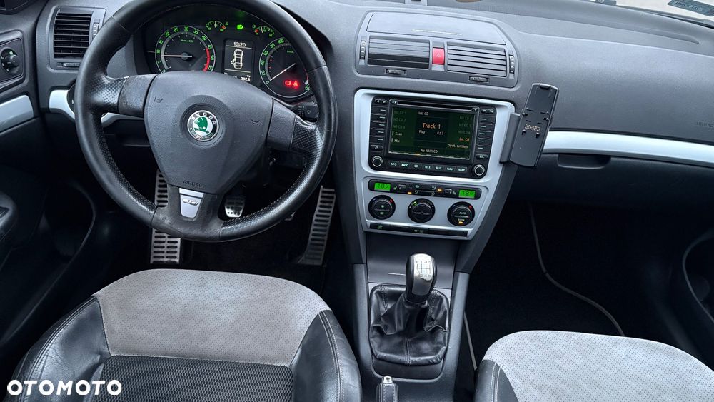 Skoda Octavia 2.0 TDI RS - 7