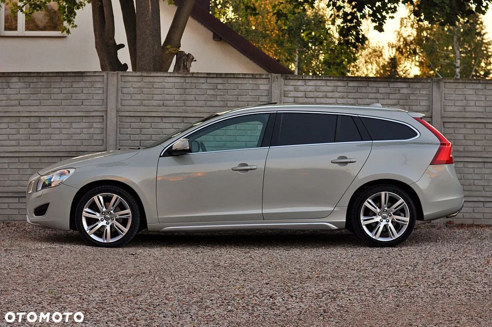 Volvo V60 D4 Geartronic Summum - 7