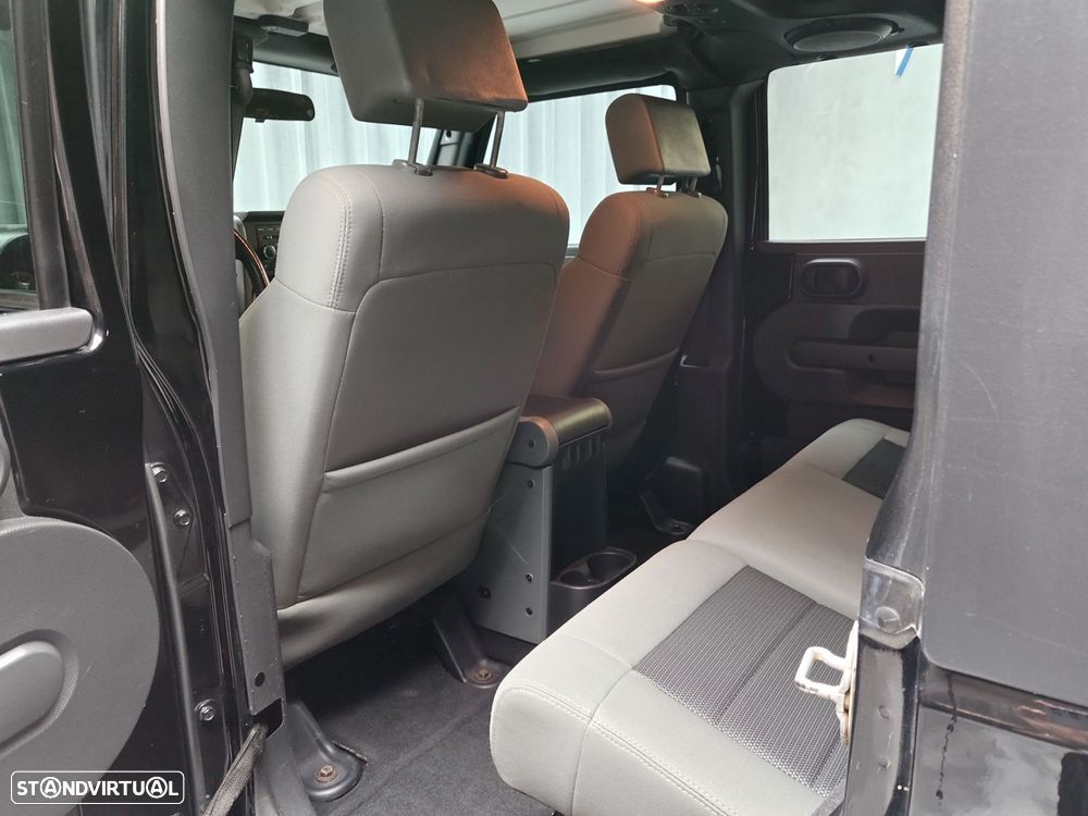 Jeep Wrangler Unlimited 2.8 CRD MTX Sahara Limited - 18