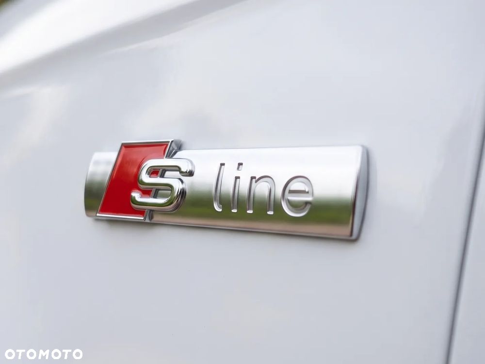 Audi Q3 2.0 TFSI Quattro S tronic design - 13