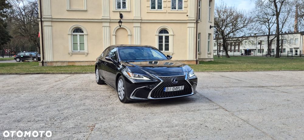 Lexus ES 300h Style Edition - 5
