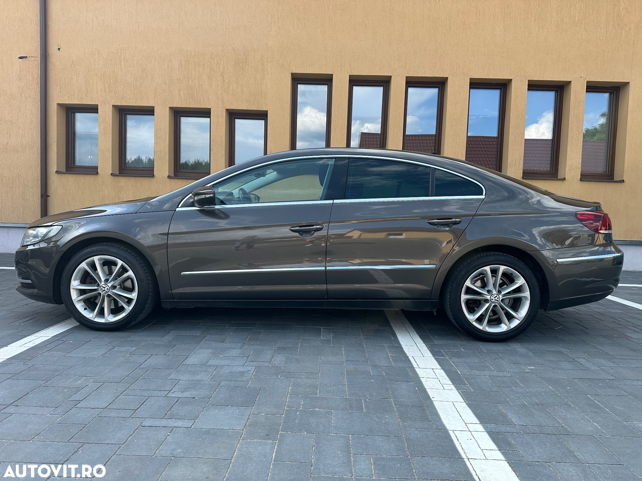 Volkswagen Passat CC 2.0 TDI BlueMotion Technology - 6