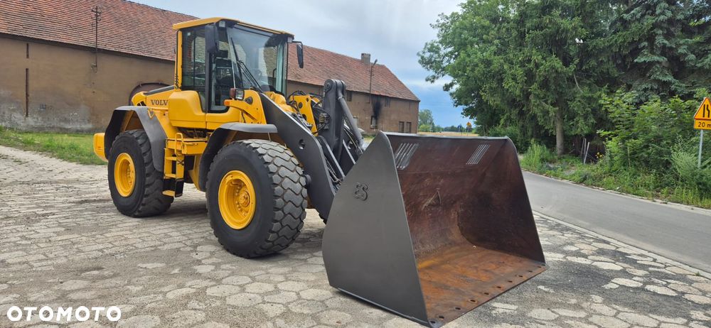 Volvo L 120 F - 5
