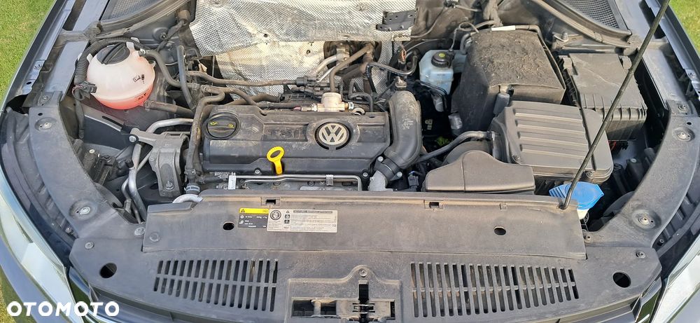 Volkswagen Tiguan - 8