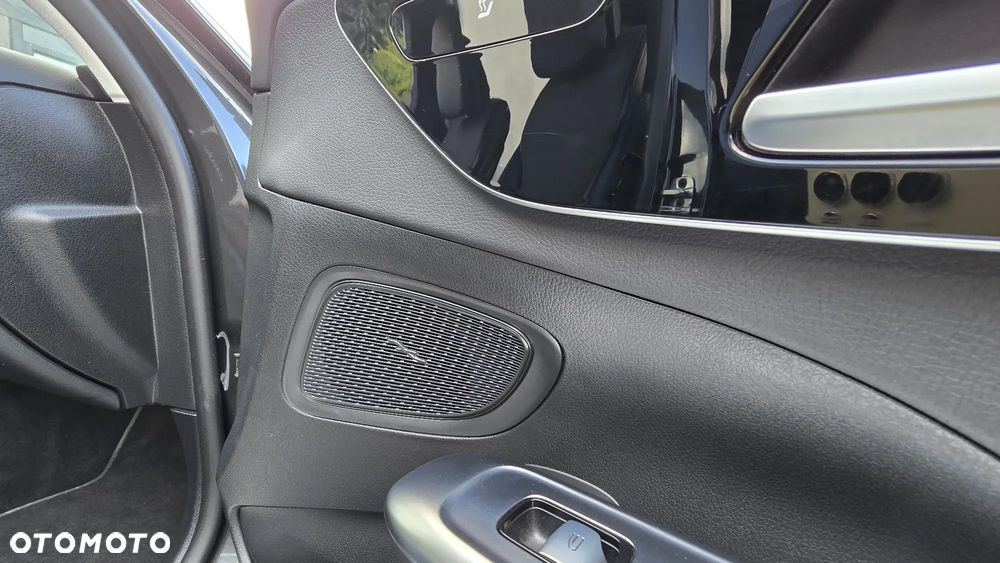 Mercedes-Benz Klasa C 300 de PHEV Avantgarde - 23