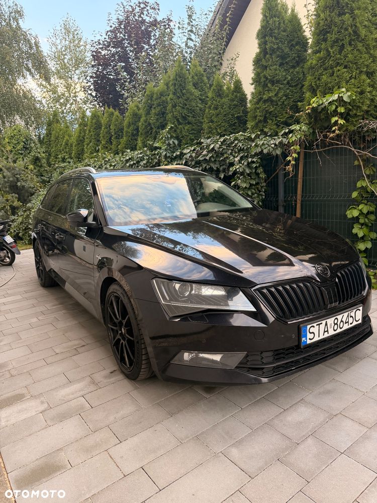 Skoda Superb 2.0 TDI L&K DSG - 26