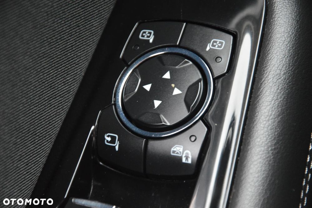Ford S-Max - 25