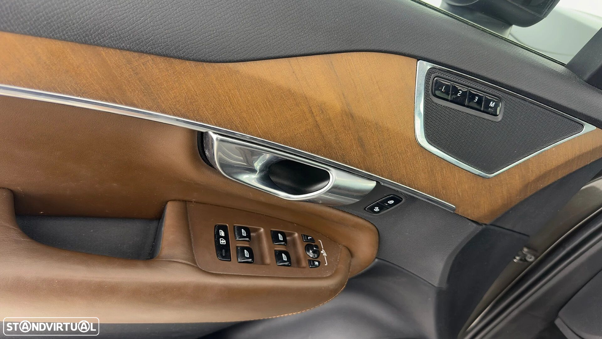 Volvo XC 90 2.0 D4 Inscription - 25