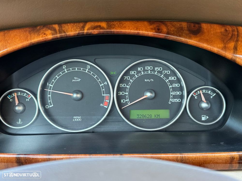 Jaguar X-Type 2.0 D Executive - 20