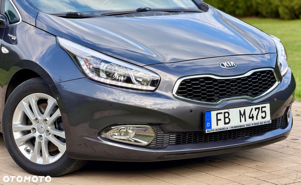 Kia Ceed 1.6 CRDi 128 ISG Platinum Edition - 14