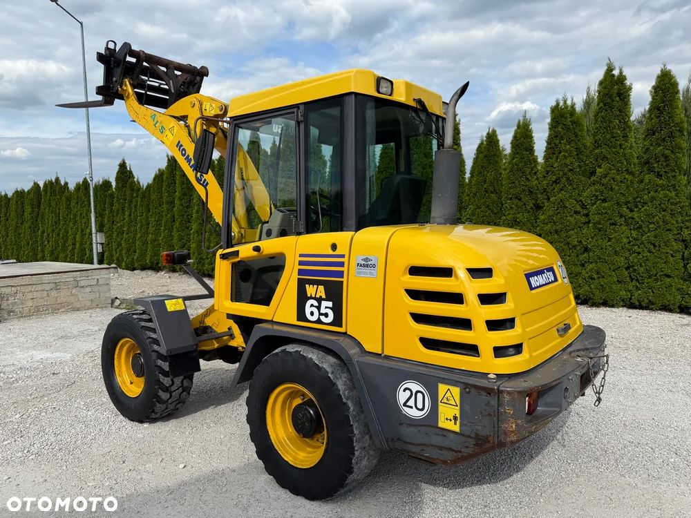 Komatsu Komatsu WA 65 - 3 / PIĘKNA / ZADBANA / CENA BRUTTO / SPROWADZONA Z NIEMIEC / ORYGINAŁ / MAŁE GABARYTY / SILNA I ZWINNA / 60 70 M 506 509 L30 L35 906 907 320 318 750 850 - 32