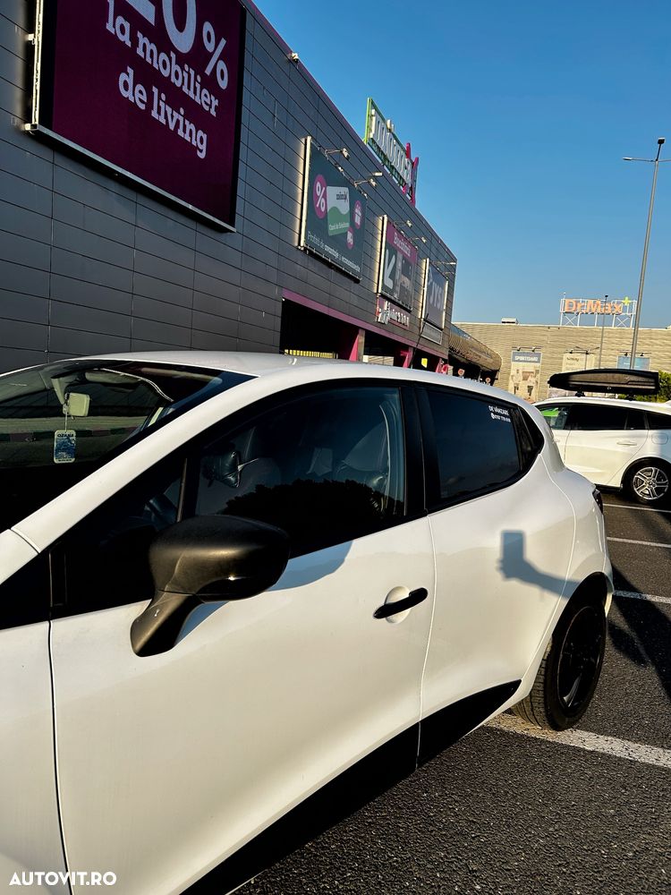 Renault Clio 1.5 dCi Authentique - 9