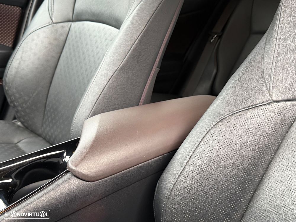 Toyota C-HR 1.8 HSD Exclusive+P.Luxury - 57