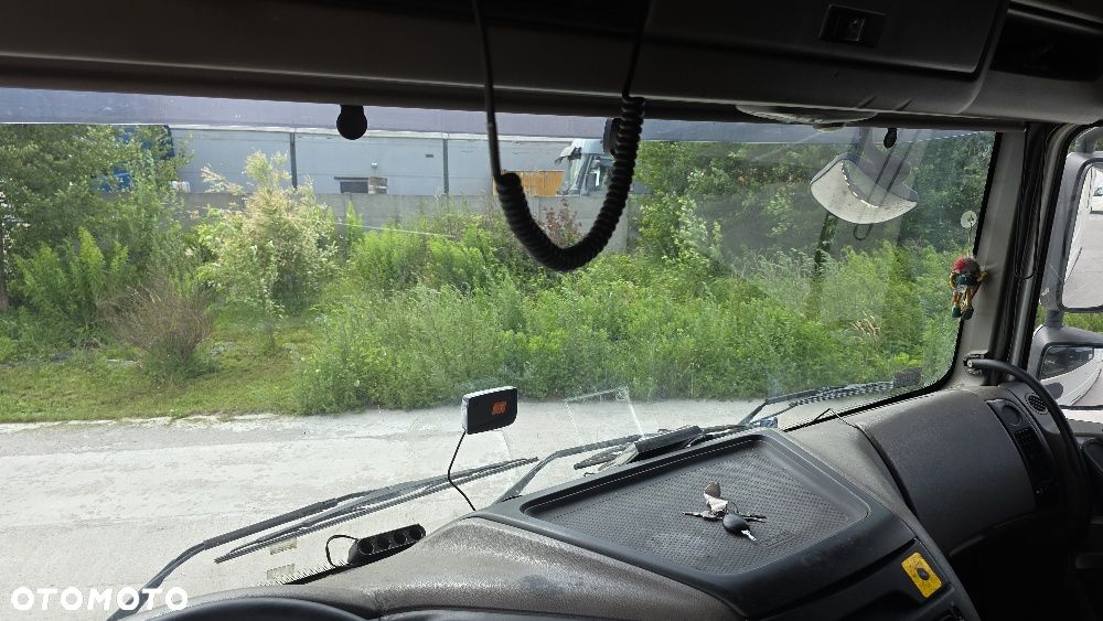 DAF 105 - 12