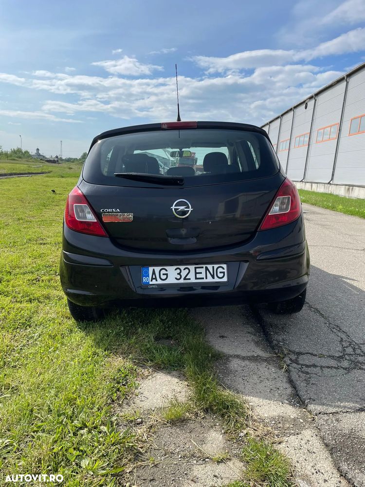Opel Corsa 1.2 Essentia - 3