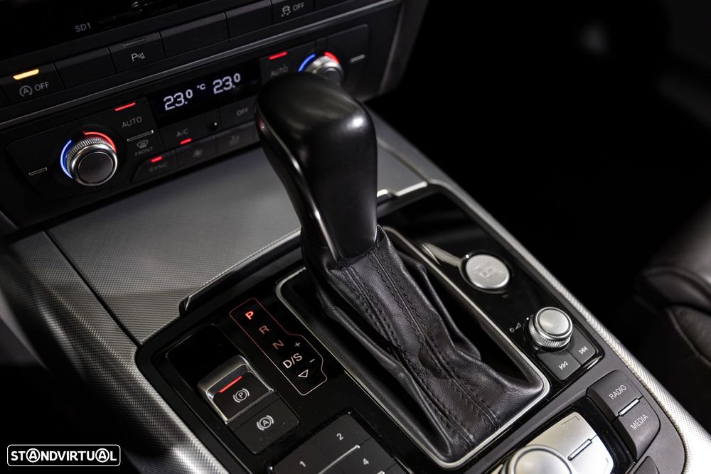 Audi A6 2.0 TDI S-line S tronic - 19