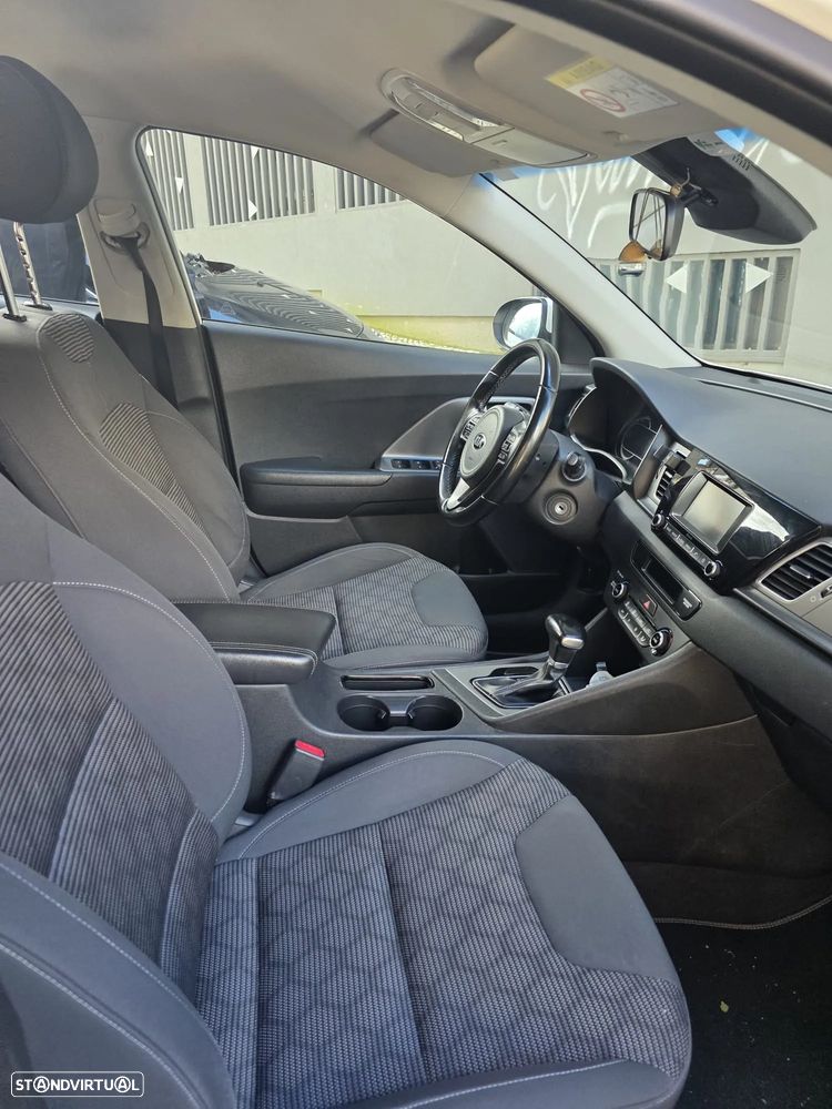 Kia Niro 1.6 GDi HEV - 16