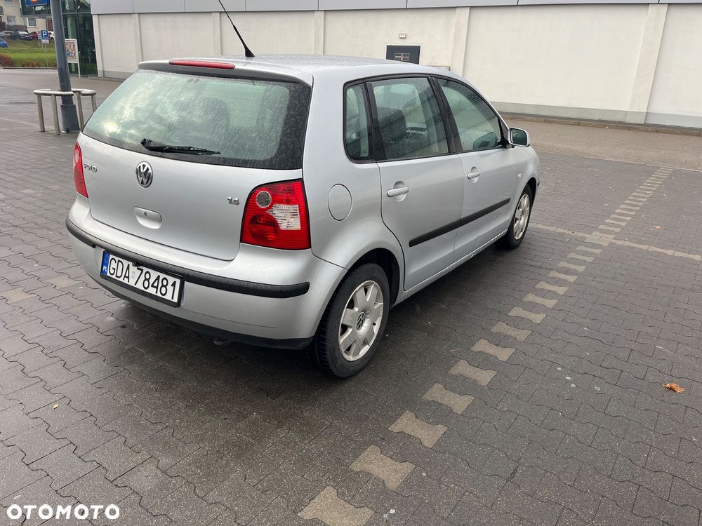 Volkswagen Polo 1.4 16V Highline - 5