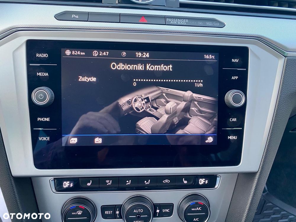 Volkswagen Passat 1.5 TSI OPF DSG Highline - 24