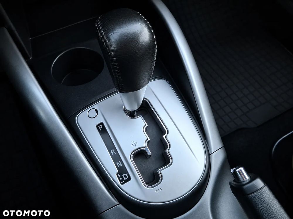 Mitsubishi Outlander 2.4 4WD CVT Intense - 9