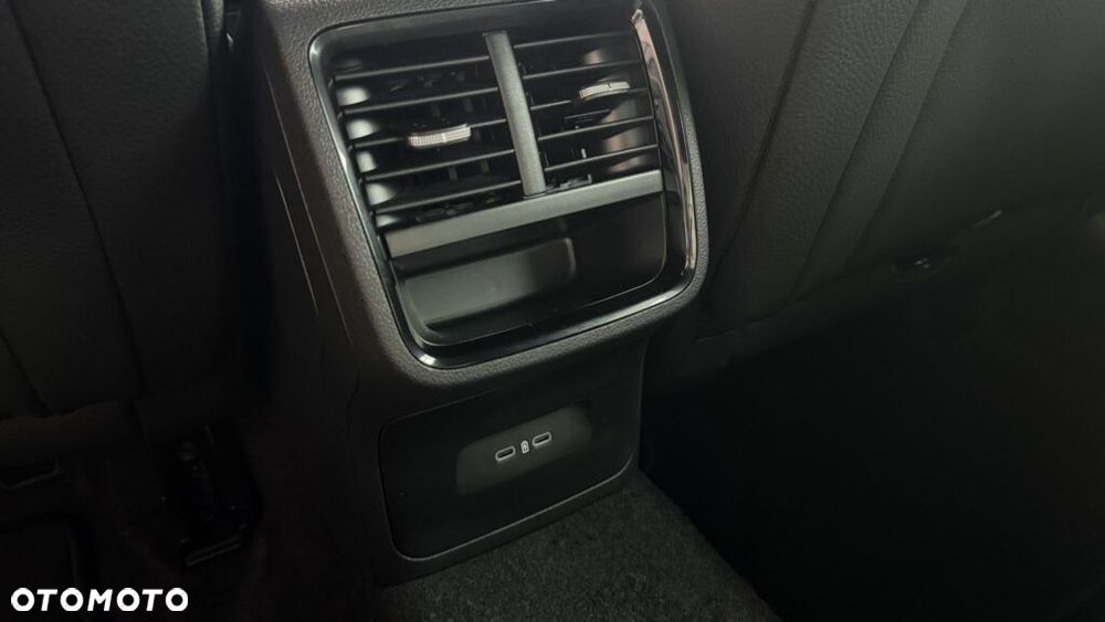 Skoda Octavia 1.5 TSI mHEV Sportline DSG - 32