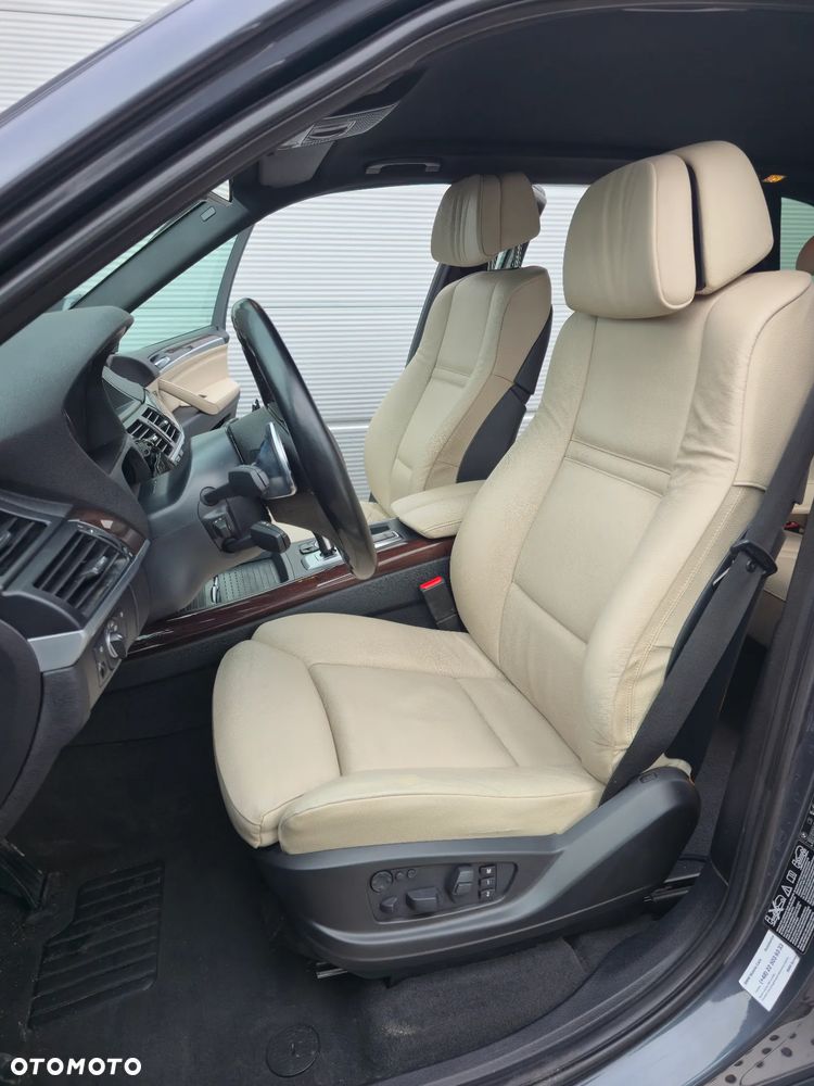 BMW X5 - 6