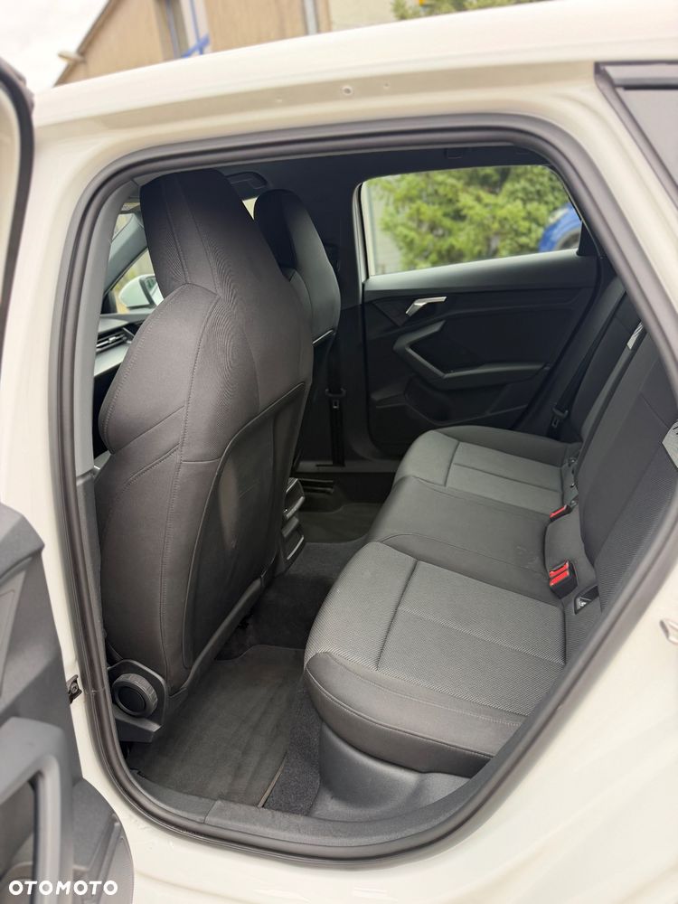 Audi A3 Sportback - 12