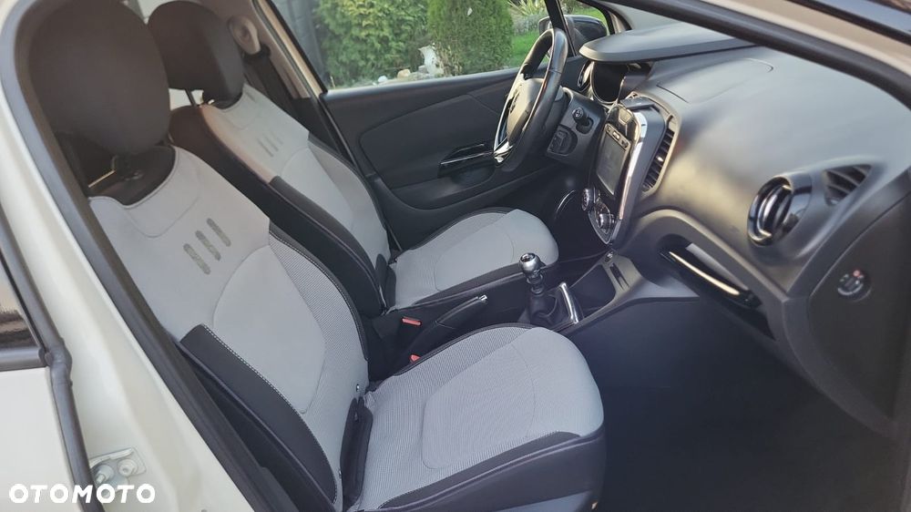 Renault Captur - 13
