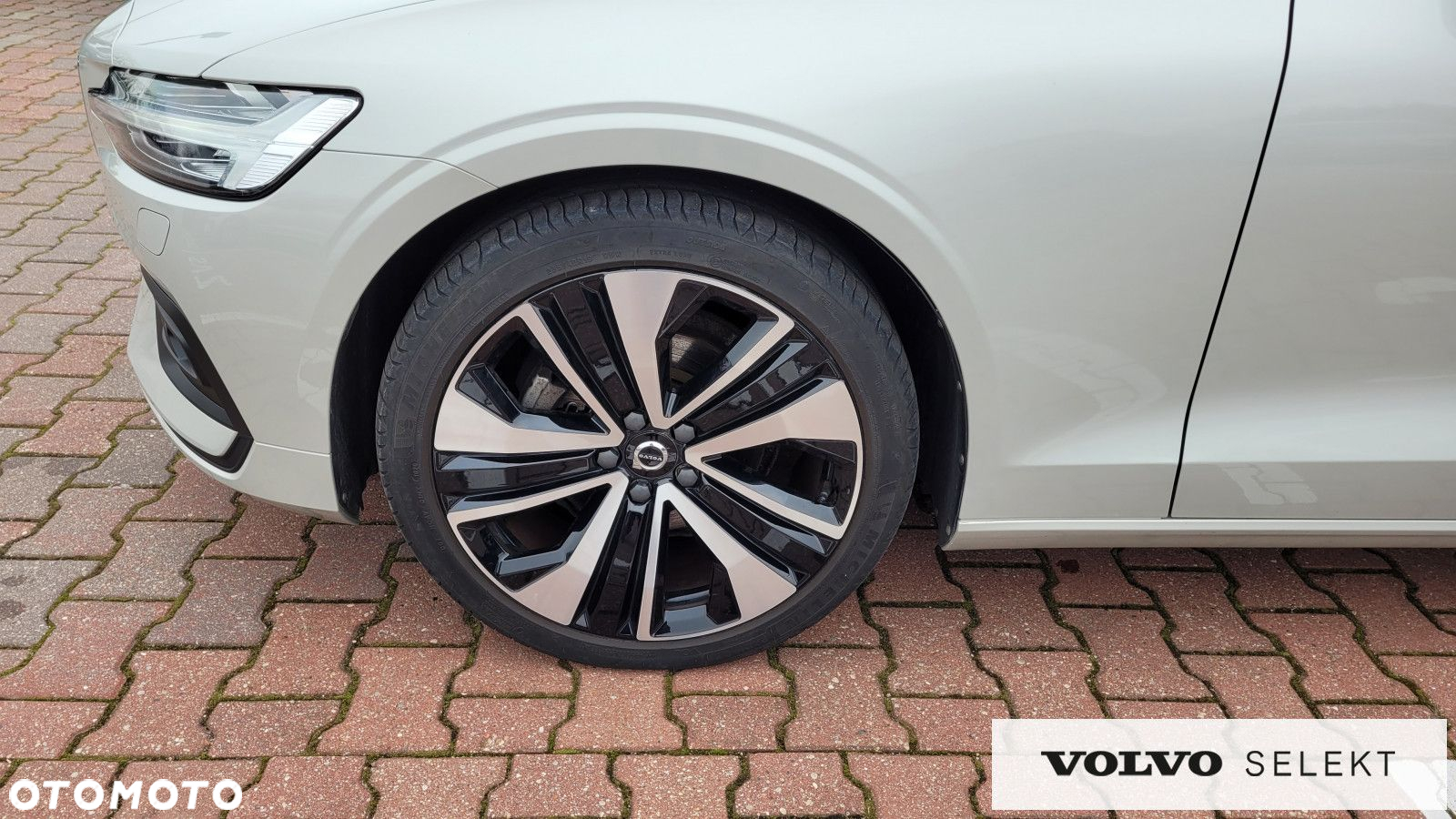 Volvo V60 - 10