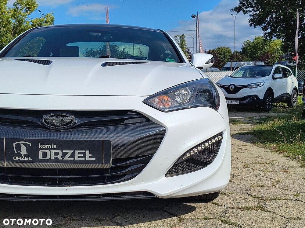 Hyundai Genesis Coupe - 27