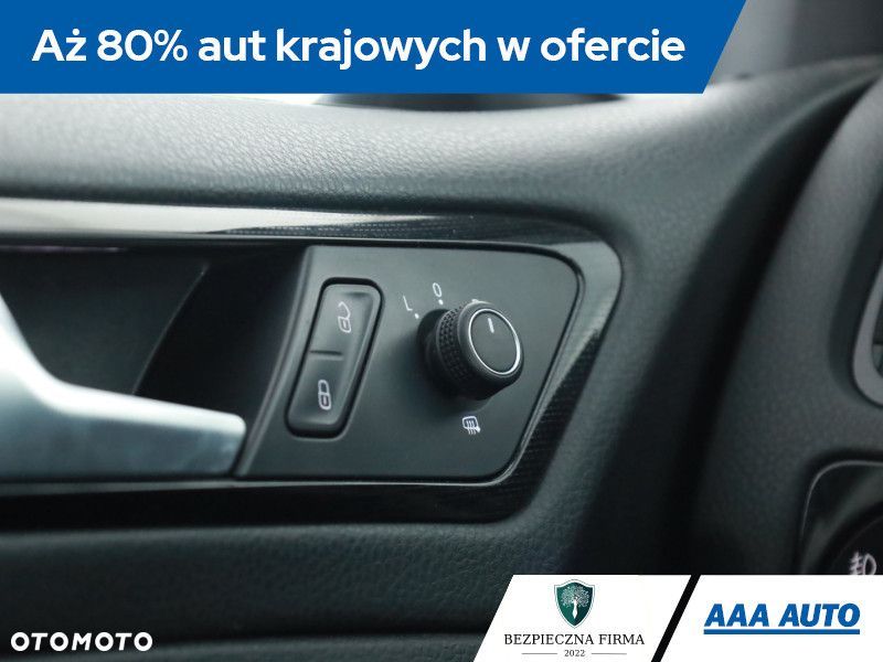 Volkswagen Golf Variant - 22