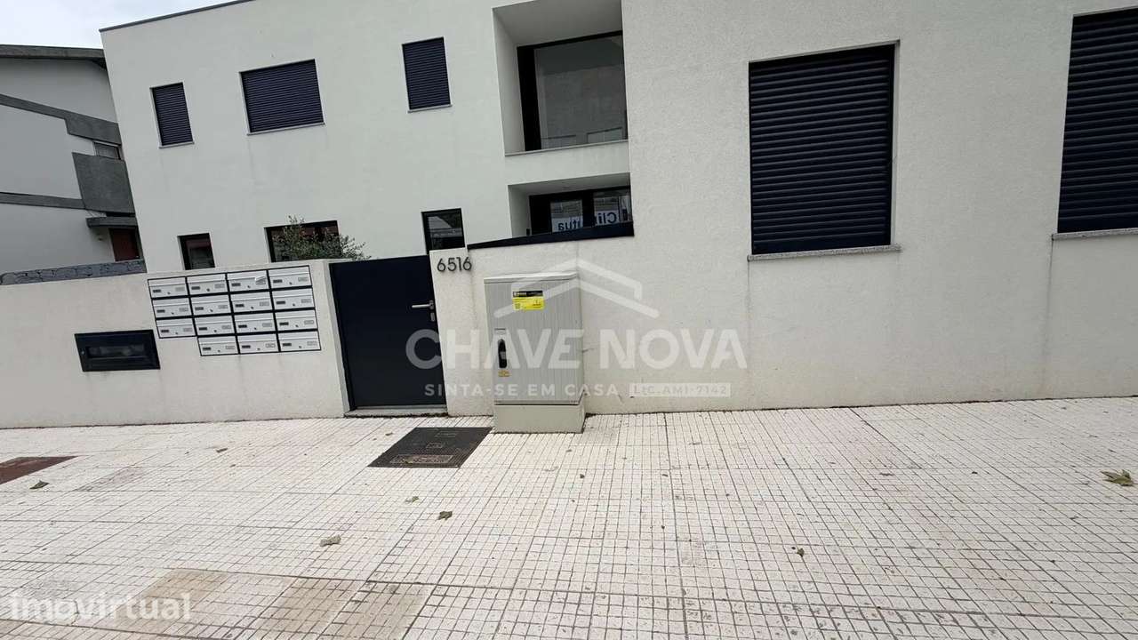 T1 Novo a Estrear – Centro de São Mamede de Infesta | Com Garagem - Grande imagem: 2/19