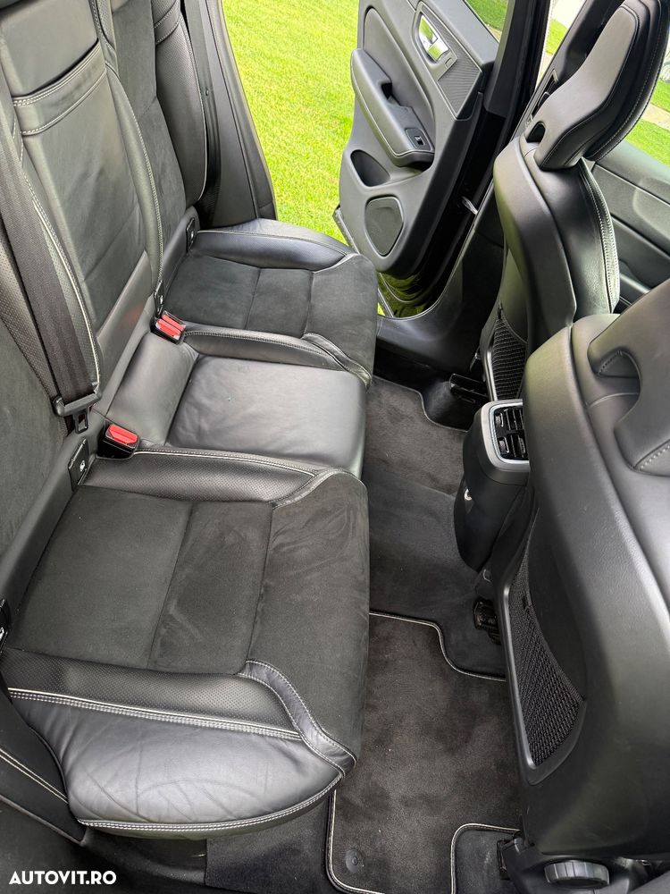 Volvo XC 60 D4 R-Design - 8