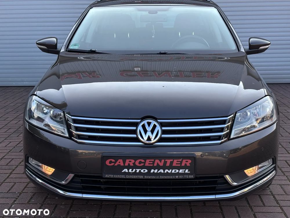 Volkswagen Passat - 4